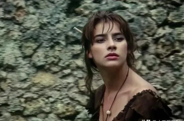 法国电影《激情丛林》未删减版高清播放-激情丛林1080P超清在线观看-免费观看激情丛林完整版无广告