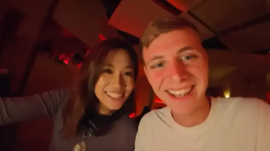 免费看《西安麻辣烫女孩陈雨婷》，博主搭讪完整版视频，4K超清无删减，感受陈雨婷这位麻辣烫女孩的独特魅力！