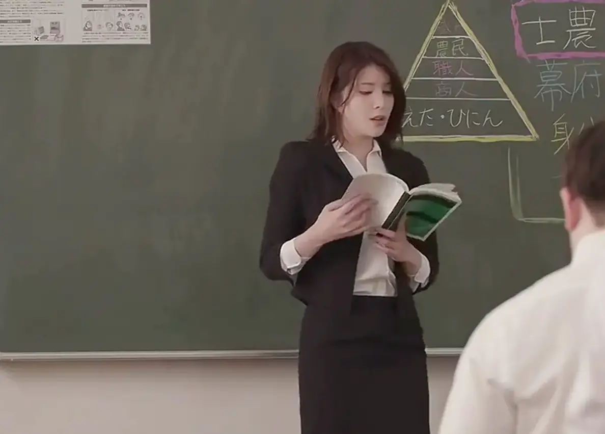 《女教师》HD中字无删减免费观看-女教师全集高清完整版-日本韩国电影全系列