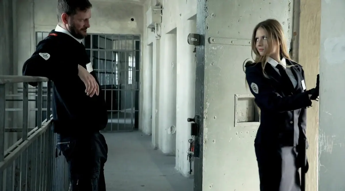 法国电影《高压监狱2》高清完整版在线观看-高压监狱2中文字幕未删减版犯罪题材电影免费播放-青苹果影院高清无广告观看