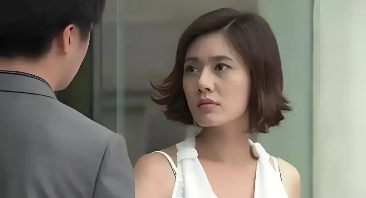 1080P无删减《年轻的母亲》正片免费看-韩国伦理电影《年轻的母亲》全片-当儿子爱上继母全网沉默-星辰影院