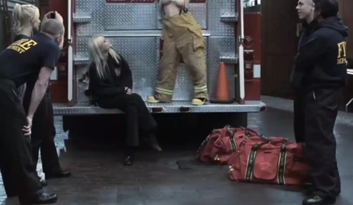 《灭火宝贝2》法版无删减电影在线看-法国满天星啄木鸟HD高清-免费观看灭火宝贝2第三季全集