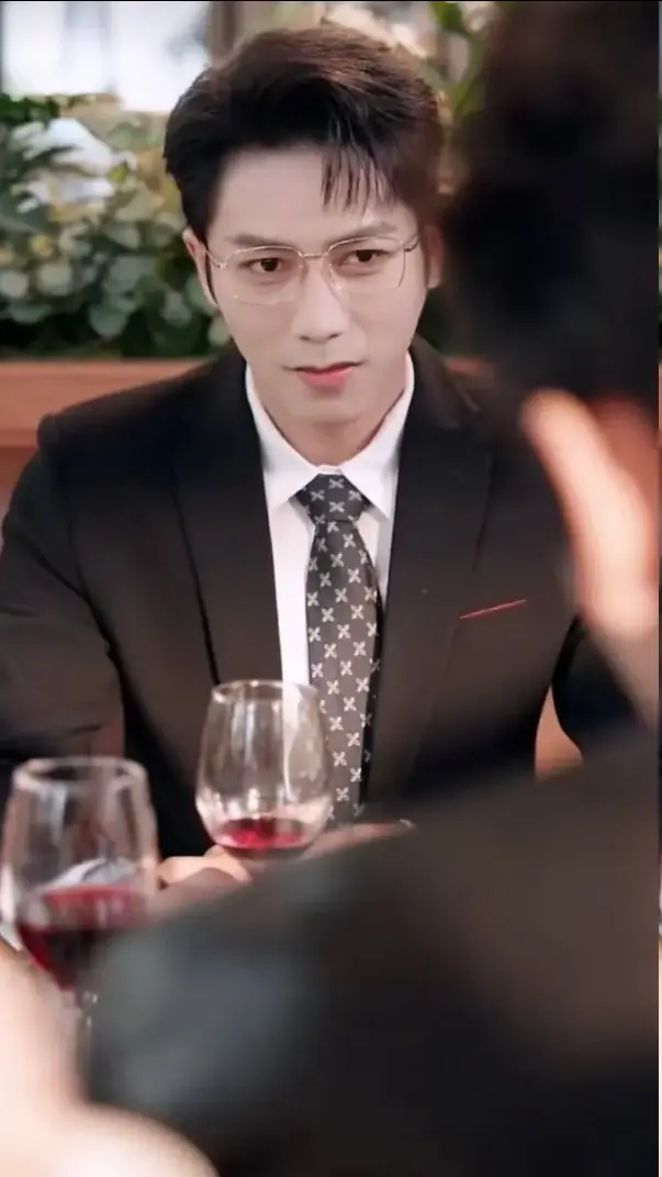 《诱他失控》1-65集全季未删减版-双男主BL短剧高清在线观看-王凯沐韩雨彤主演诱他失控免费下载