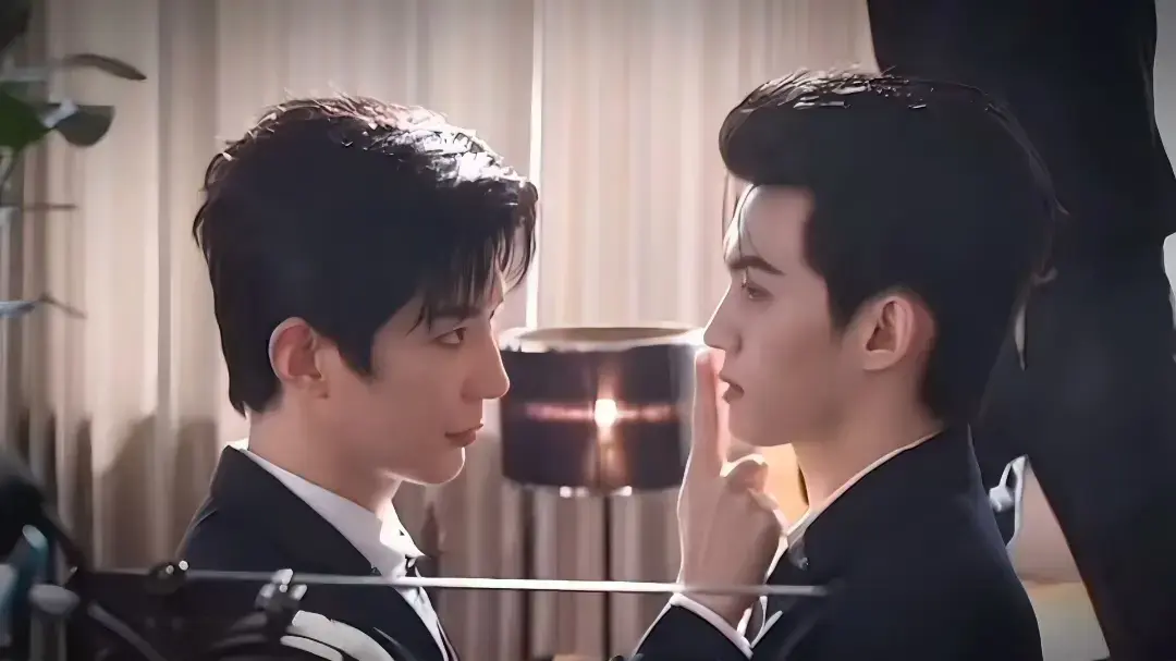 双男主BL《吾岸》1080P高清无删减-免费观看1-15集大结局《吾岸》完结篇+超甜番外花絮