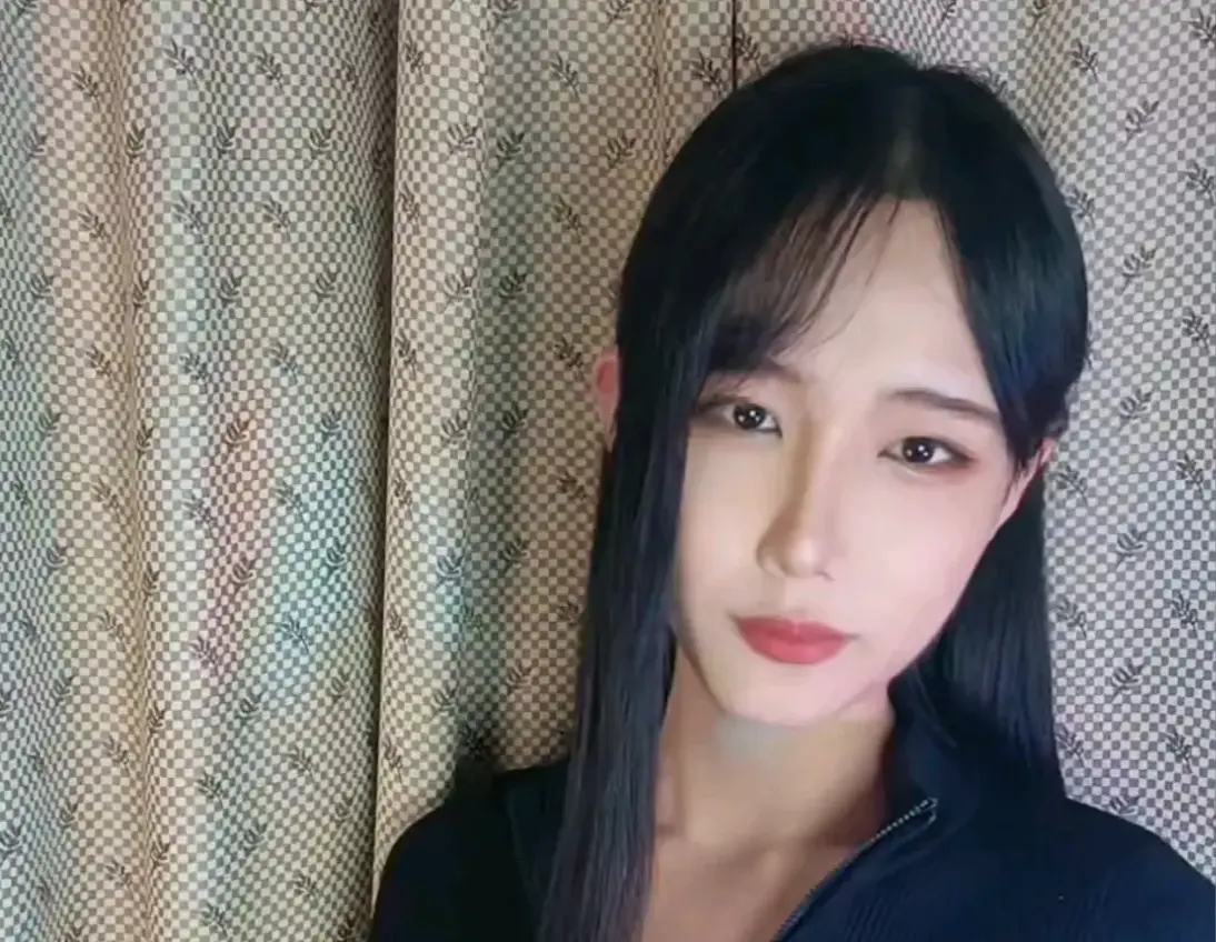 《sunny水水水》全网刷屏的TS博主真空死库水换装名场面_视频合集免费在线观看_1080P高清无广告_顶流TS博主水水水事件素材打包