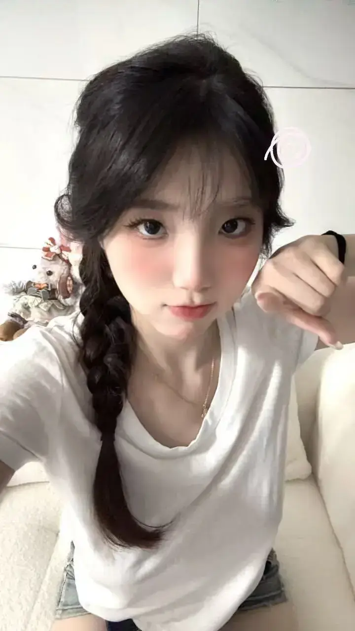 《女神Sunny77》塌房事件全揭秘_《女神Sunny77》蓝光画质免费看_电梯战神片段高清呈现_全系列无广告在线观看-VS影院