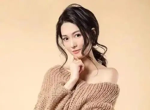 2026最新《海角大神披风少年》未删减版免费在线看 - 探秘海角社区神秘事件 - 再看《海角大神披风少年》全片无码体验