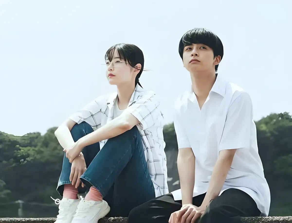 免费看纯爱虐心电影《夏日暗涌》-无广告在线观看_HD中文字幕-《夏日暗涌》在海风里感受极致拉扯与暧昧！高清电影别错过